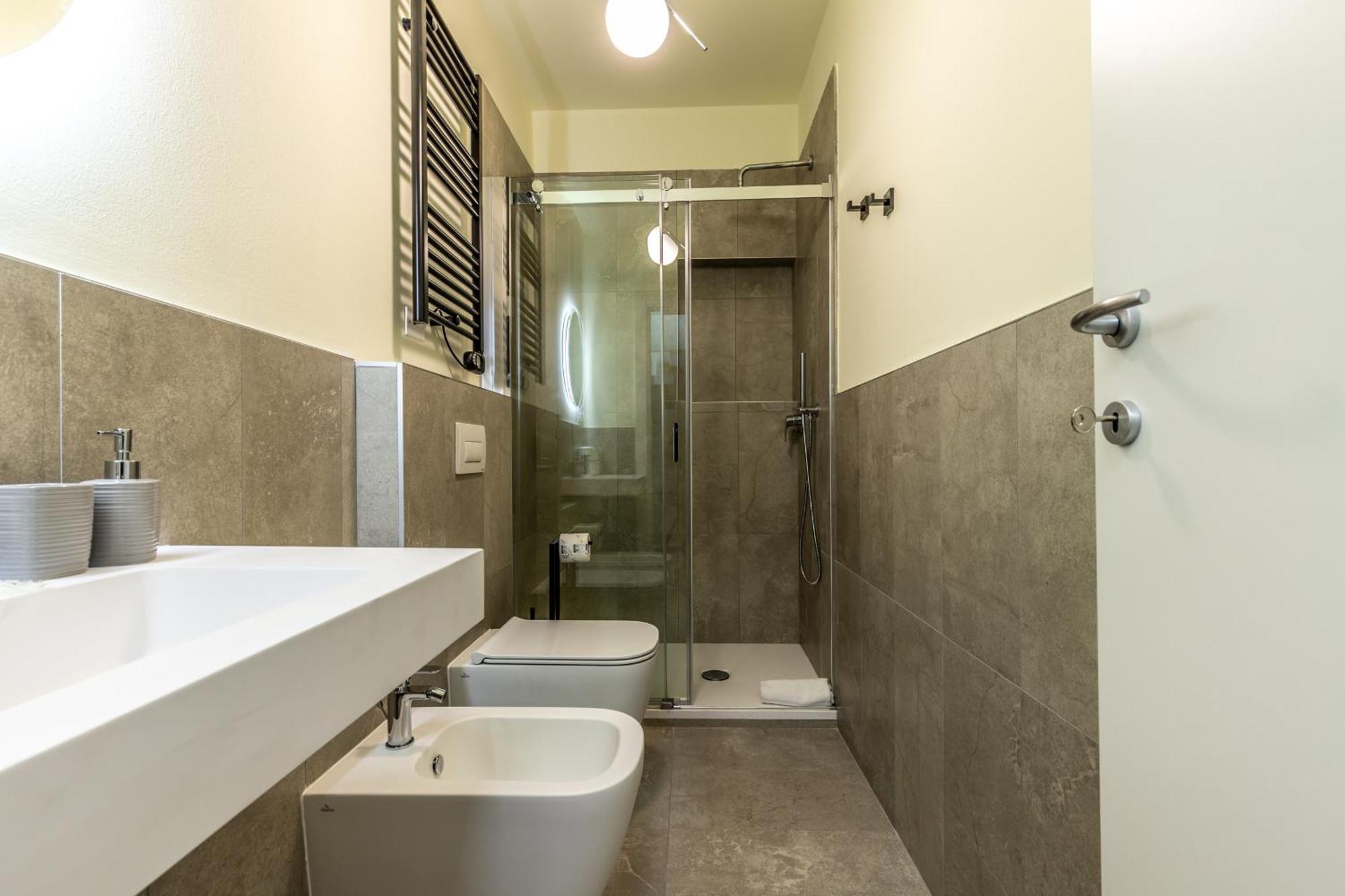 Housmart Emilia Levante 98 Болонья Экстерьер фото